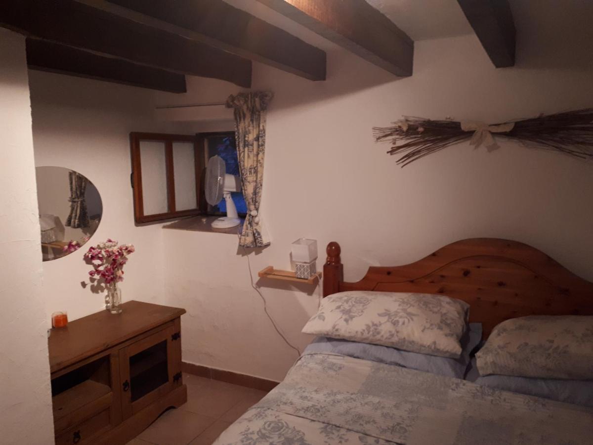 Gite De Lac Tranquille Plaud 外观 照片